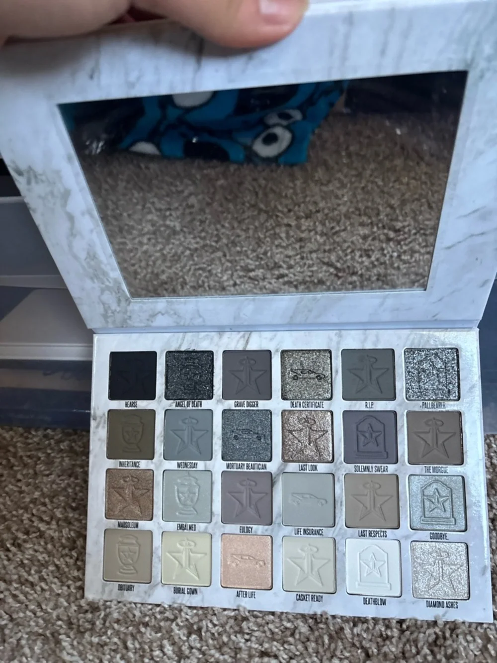 CREMATED Makeup Palette - White Marble Packaging - Picture 3 of 4